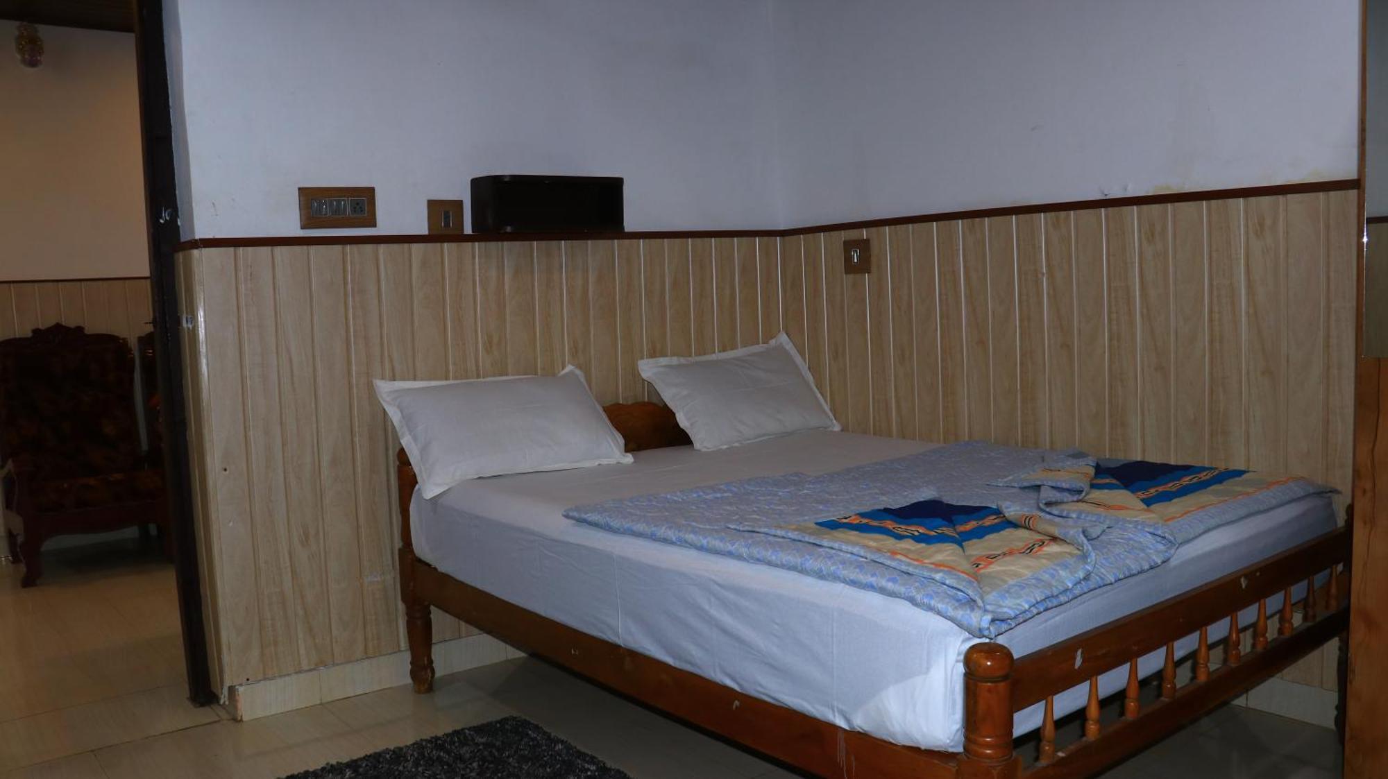 Navaneeth Homestay Devikolam Ngoại thất bức ảnh