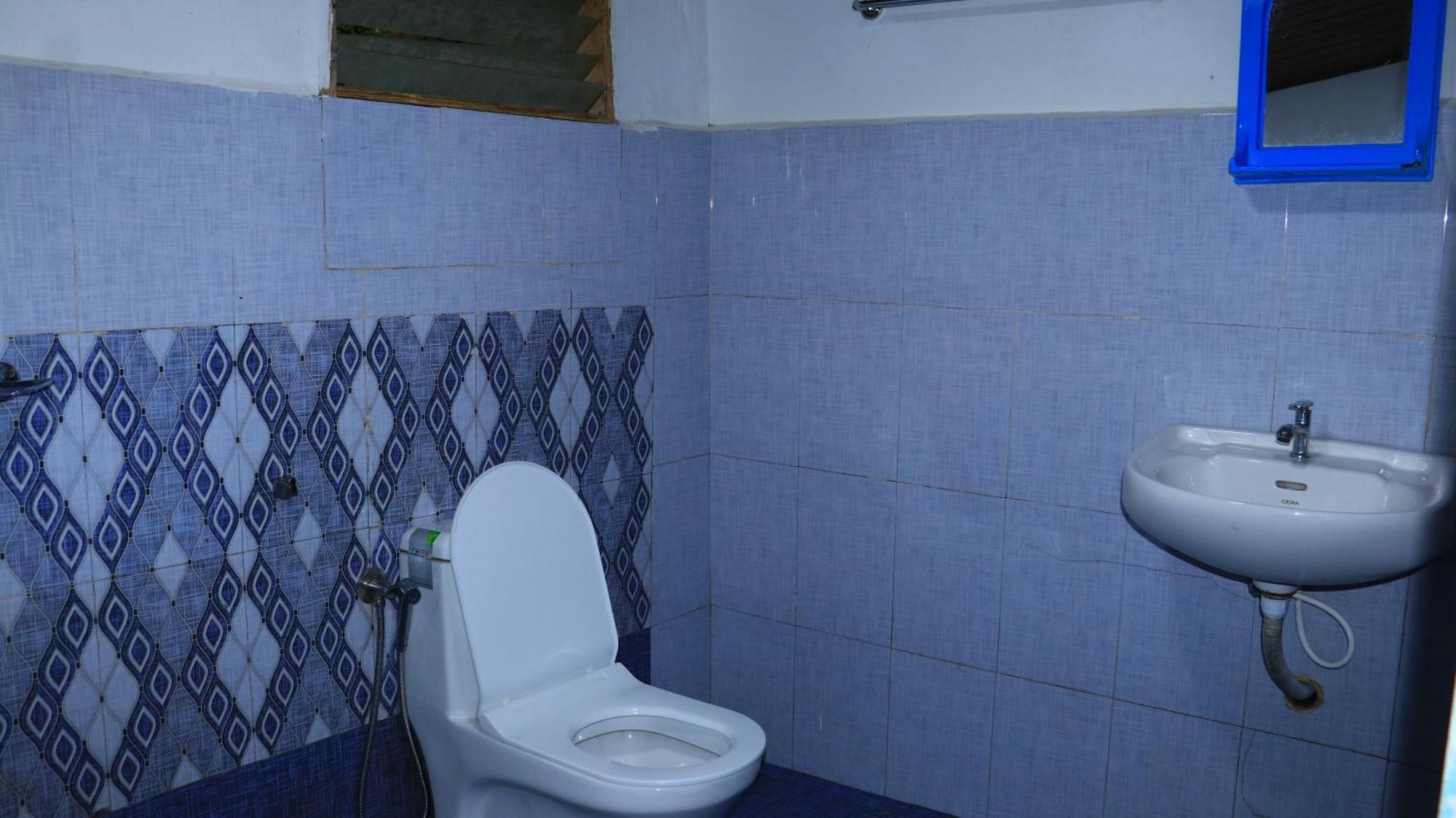 Navaneeth Homestay Devikolam Ngoại thất bức ảnh